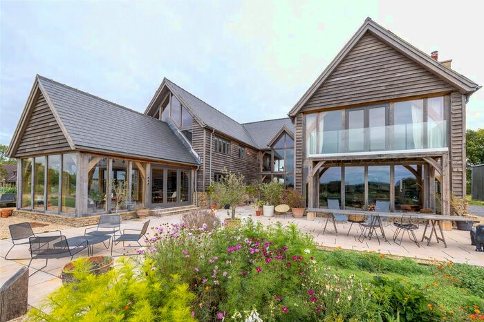 4 Bedroom Detached House For Sale In North Brewham, Bruton, Somerset, BA10