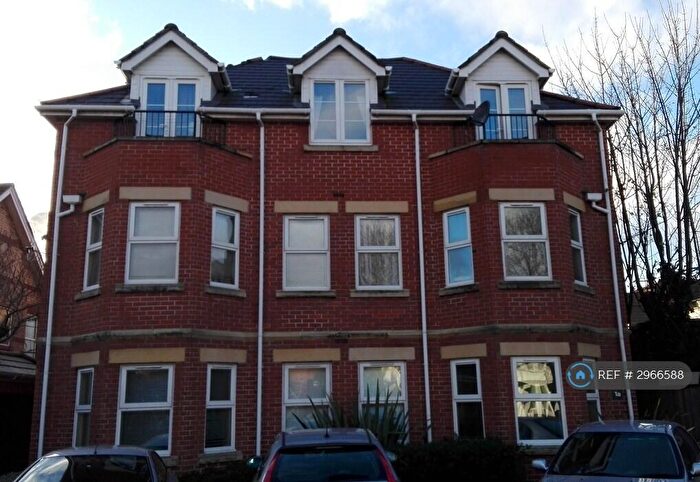 1 Bedroom Flat To Rent In Crabton Close Road, Bournemouth, BH5