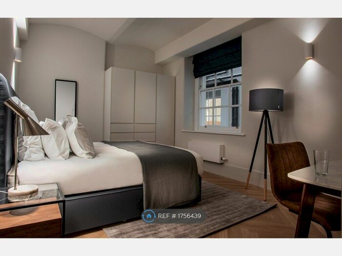 1 Bedroom Flat To Rent In Albert Hall Mansions, London, SW7