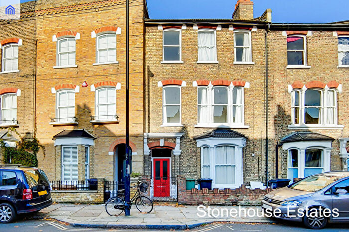 2 Bedroom Apartment To Rent In Chetwynd Road, London, Garden Floor Flat, NW5