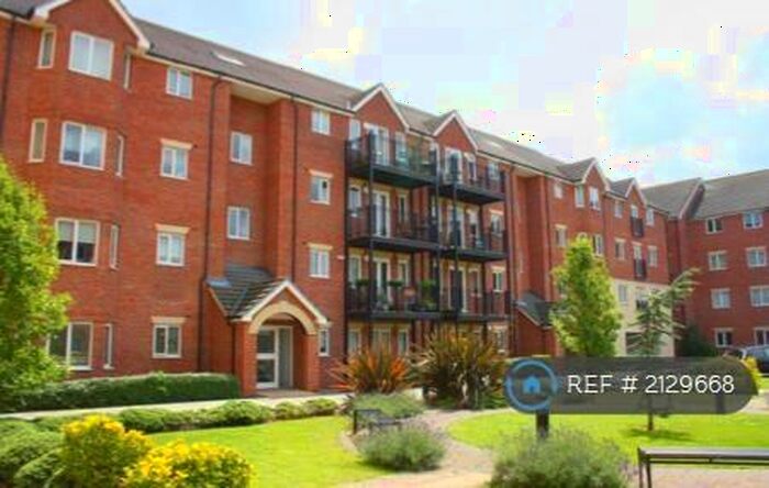 2 Bedroom Flat To Rent In Omega Court, Romford, RM7