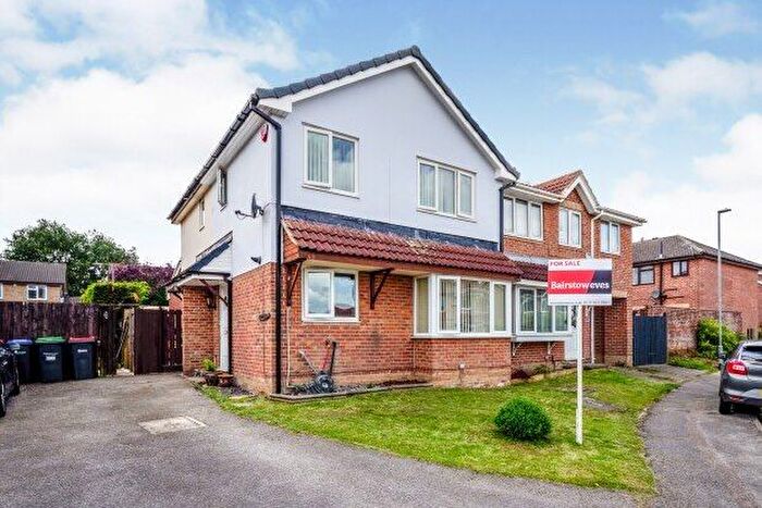 2 Bedroom Property To Rent In Hucknall, Nottingham, NG15