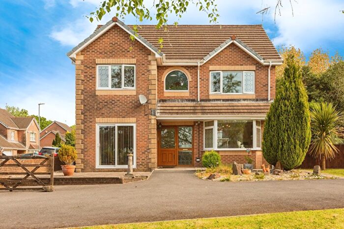 6 Bedroom Detached House For Sale In Gorsaf Y Glowr, Pontarddulais, Swansea, SA4