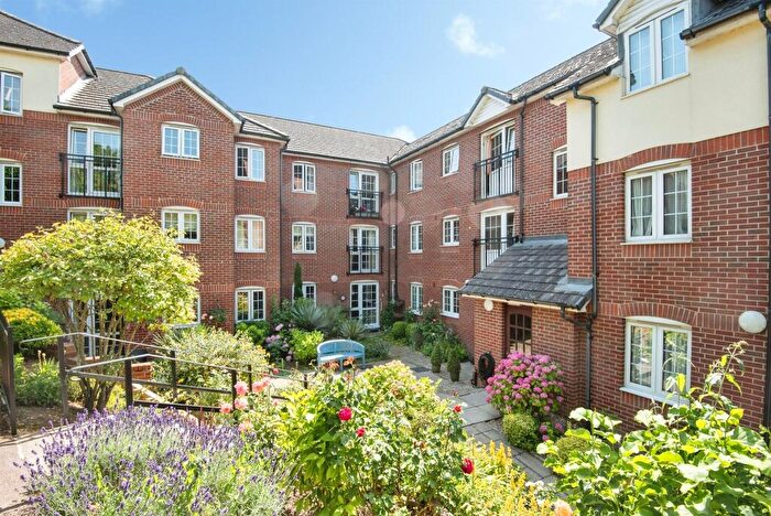 1 Bedroom Retirement Property For Sale In Queen Street, Hitchin, SG4