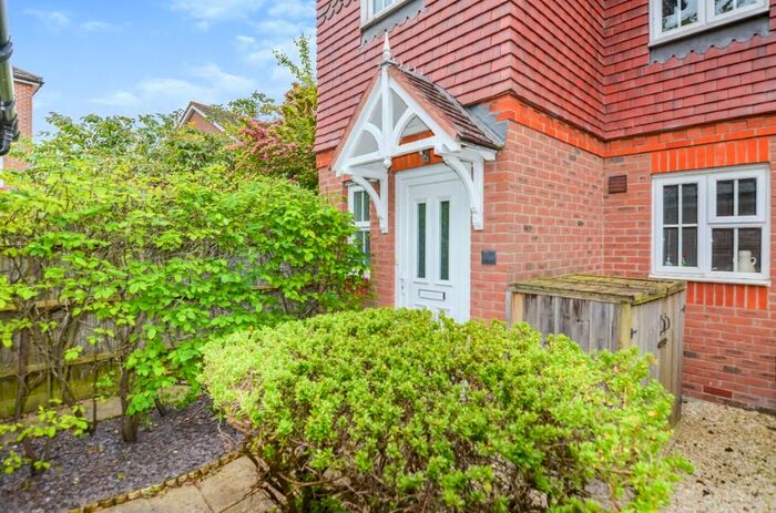 2 Bedroom Semi-Detached House To Rent In Tarret Burn, Didcot, Oxfordshire, OX11