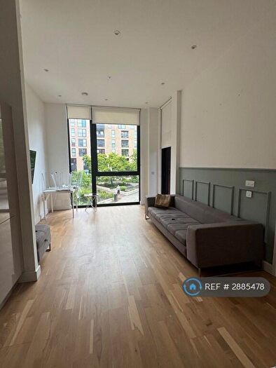 1 Bedroom Flat To Rent In Waterhouse Court, Chelmsford, CM1