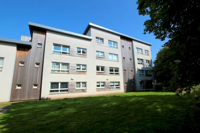 2 Bedroom Flat To Rent In Strathclyde Gardens, Cambuslang, G72