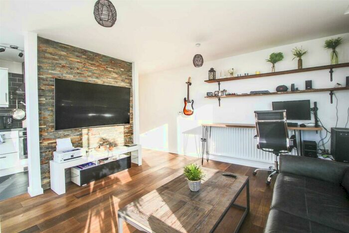 1 Bedroom Apartment To Rent In Manhattan House, Central Milton Keynes, MK9