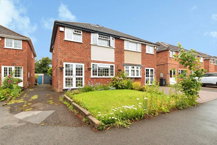 3 Bedroom Semi-Detached House For Sale In Cedars Avenue, Birmingham, West Midlands, B27
