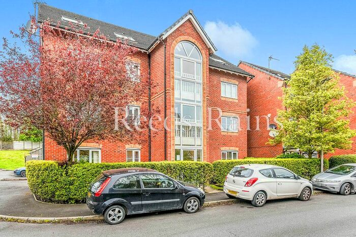 1 Bedroom Flat To Rent In Appleton Grove, Wigan, Greater Manchester, WN3