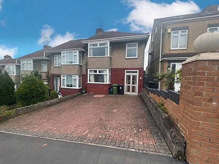 3 Bedroom House To Rent In Lees Hill, Kingswood, Bristol, BS15
