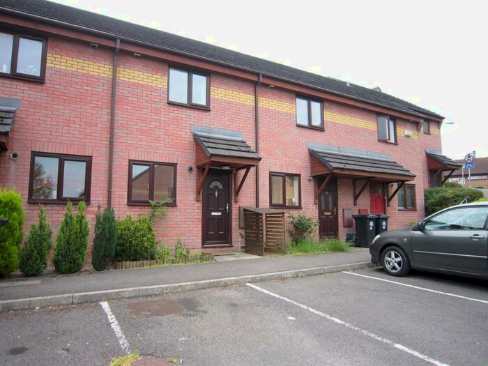 2 Bedroom Terraced House To Rent In Angers Road, Bristol, BS4