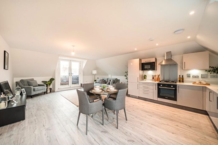 2 Bedroom Flat For Sale In Hartfield Road, London, SW19
