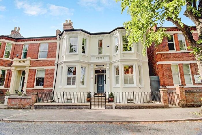 5 Bedroom Semi Detached House To Rent In Chester House, Leicester Street, Leamington Spa, CV32