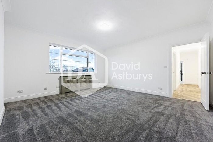 4 Bedroom Apartment To Rent In Willesden Lane, Willesden Green Mapesbury, London, NW6