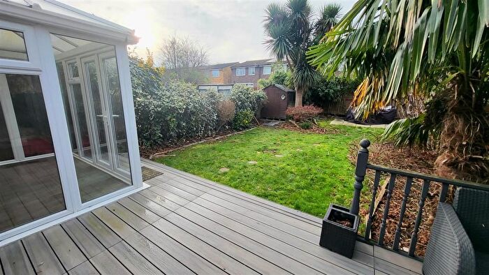 4 Bedroom Property To Rent In Tysoe Avenue, Enfield, EN3