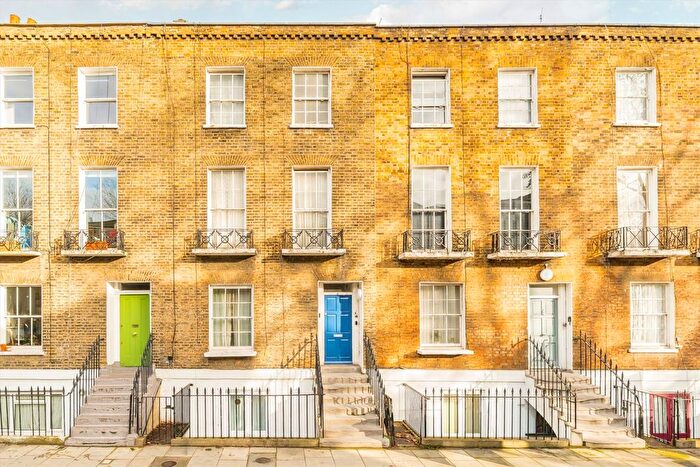 2 Bedroom Flat For Sale In Prince Of Wales Road, Kentish Town, NW5
