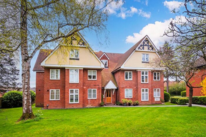 2 Bedroom Apartment To Rent In Rectory Road, Woodstock Rectory Road, RG40