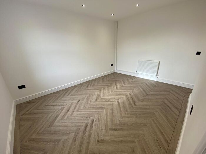4 Bedroom Detached House For Sale In Walters Road, Llansamlet, Swansea, City And County Of Swansea., SA7