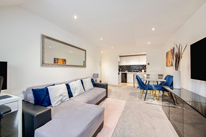 1 Bedroom Flat For Sale In Harrow Road, Wembley, HA0