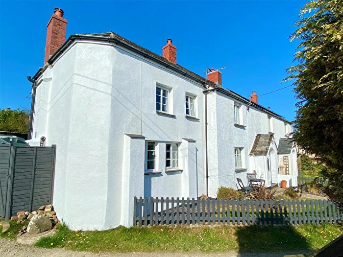 3 Bedroom End Of Terrace House For Sale In South Wonford, Thornbury, Holsworthy, Devon, EX22