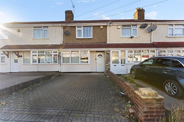2 Bedroom Terraced House For Sale In Lansbury Drive, Hayes, UB4