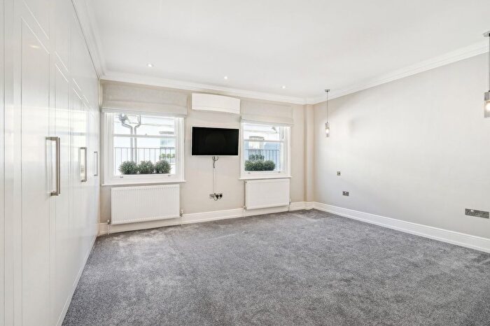 4 Bedroom Terraced House To Rent In Roland Way, London, SW7