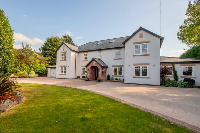 6 Bedroom Detached House For Sale In Fox Lane Ends, Preston, PR4