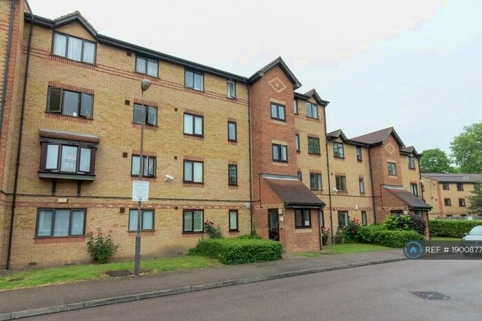 1 Bedroom Flat To Rent In John Maurice Close, London, SE17