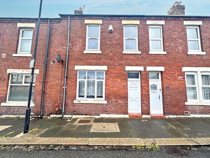 2 Bedroom Terraced House For Sale In Oak Grove, Wallsend, Tyne And Wear, NE28