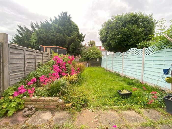 2 Bedroom Maisonette To Rent In Lorne Road, Harrow, HA3