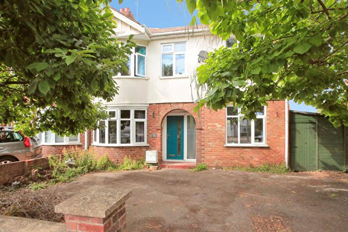 4 Bedroom Semi-Detached House For Sale In Holland Avenue, Peterborough, PE4