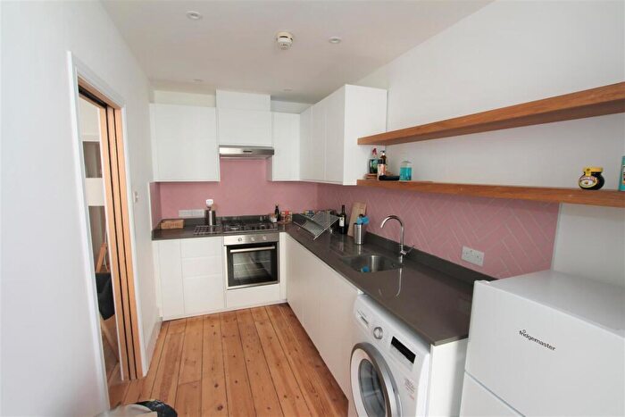 1 Bedroom Apartment To Rent In Belvedere Terrace, Brighton, BN1