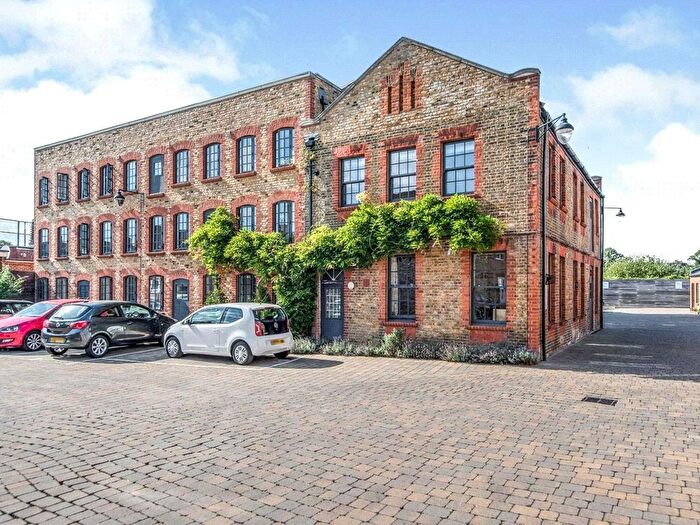 1 Bedroom Flat To Rent In Athelstan Place, Uk, TW2
