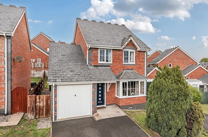 3 Bedroom Detached House For Sale In Llwyn Perthi, Arddleen, Llanymynech, Powys, SY22