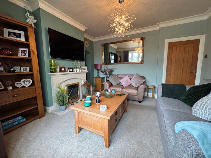 3 Bedroom Detached House For Sale In Victoria Road, Whetstone, Leicester, LE8