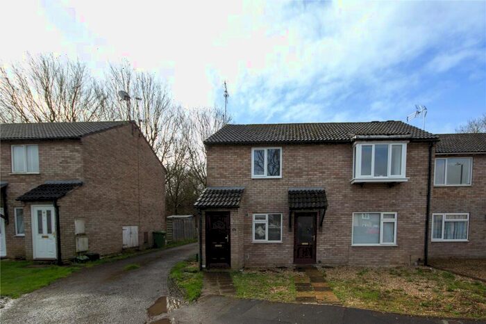 2 Bedroom Apartment To Rent In York Close, Stoke Gifford, Bristol, South Gloucestershire, BS34