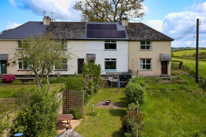 3 Bedroom Terraced House For Sale In North Bovey, Newton Abbot, TQ13