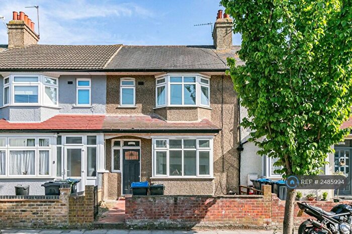 3 Bedroom Terraced House To Rent In Heyford Road, Mitcham, CR4