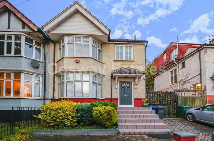 5 Bedroom Semi Detached House For Sale In Bunns Lane, Mill Hill, NW7