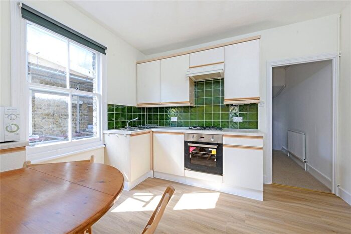 1 Bedroom Flat To Rent In Marcus Street, London, SW18