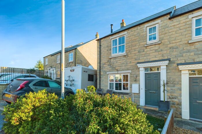 3 Bedroom Semi-Detached House For Sale In Bishopdale Close, Leyburn, DL8