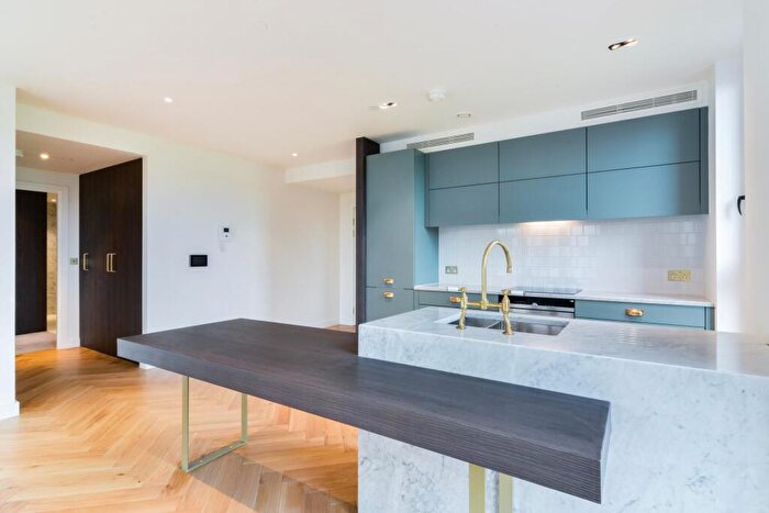 2 Bedroom Apartment To Rent In Lessing Building, West Hampstead Square, London, NW6