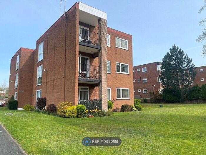 2 Bedroom Flat To Rent In Duncan House, Sutton Coldfield, B73