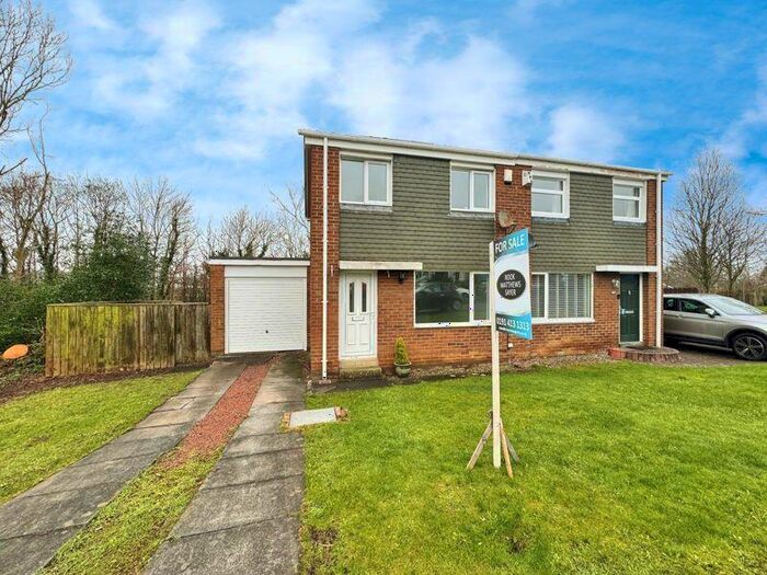 3 Bedroom Semi-Detached House To Rent In Castle Road, Prudhoe, NE42