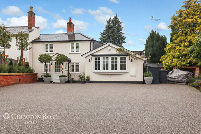 3 Bedroom Character Property For Sale In Cheapside Road, Ascot, SL5