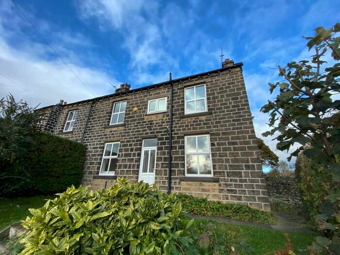 2 Bedroom Property To Rent In Laurel Bank, Sheriff Lane, Eldwick BD16