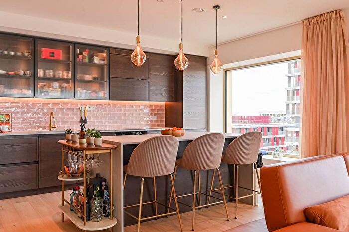 3 Bedroom Flat For Sale In Riverscape, Royal Docks, London, E16