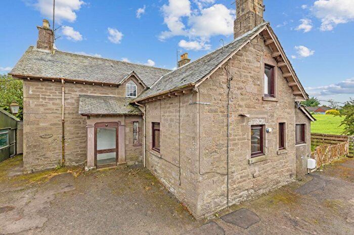 3 Bedroom Detached House For Sale In Main Street, Methven, PH1
