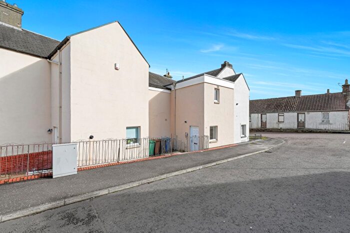2 Bedroom Terraced House For Sale In Redwells Court, Kinglassie, KY5
